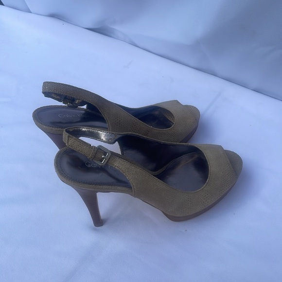 Calvin Klein Heels - Picture 3 of 4